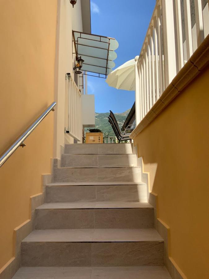 Casa La Wanda - Camaiore Toscana - 2 Bedroom & Terrace Exteriör bild
